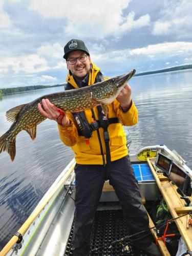 A picture of a Pike, caught by Hegge at 2022-05-22 16:57:39. The lure was a Jig (Perch & Zander Softbait) from CWC.